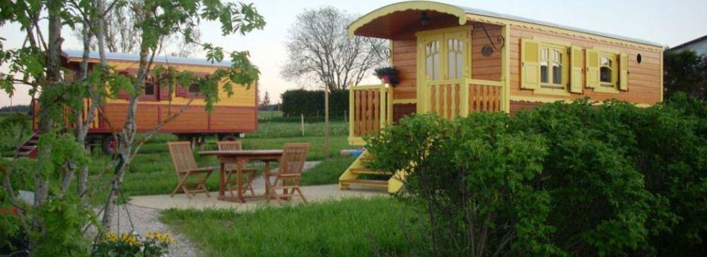 Les Roulottes De La Ferme Des Chanaux Saint-Julien-d'Ance Ngoại thất bức ảnh